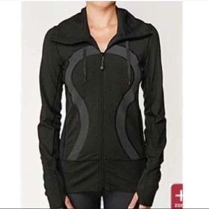 Lulu stride jacket